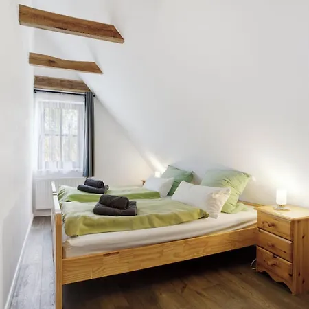 Apartment With Lake View, Private Garden And Wi-Fi 아파트
